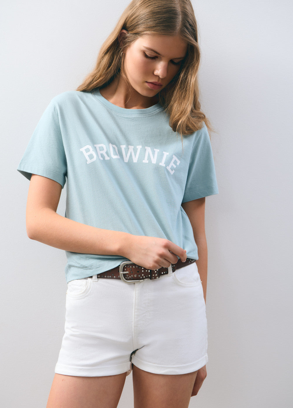 Camiseta lavada texto brownie