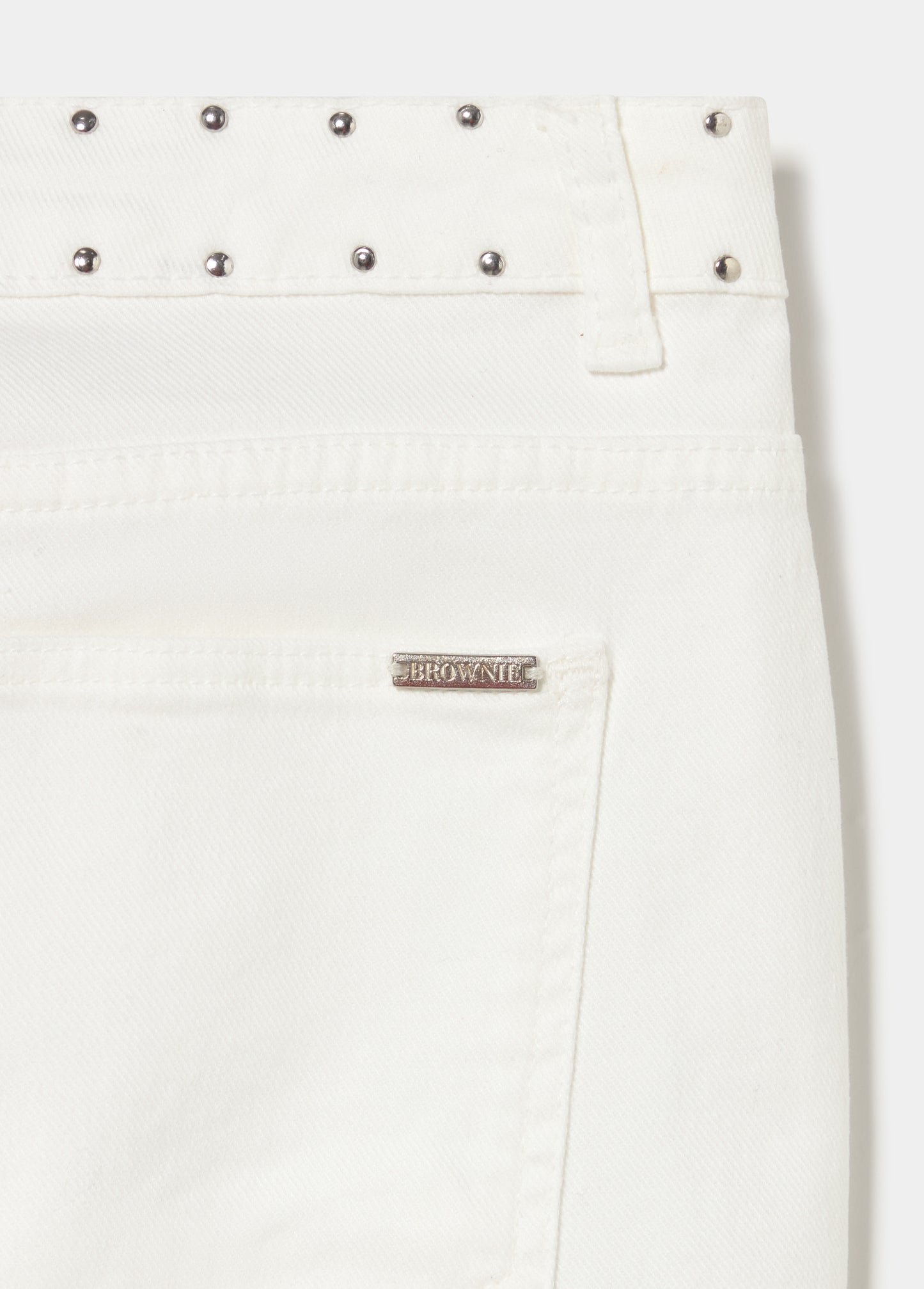 Short tachas decorativas