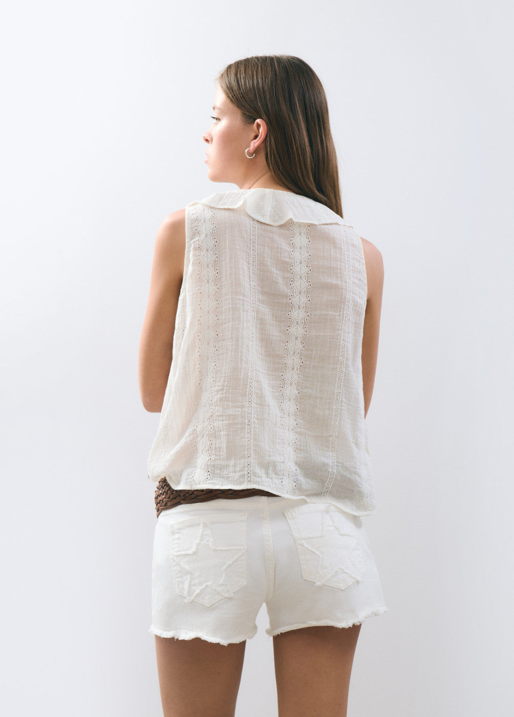 Blusa volantes bordados