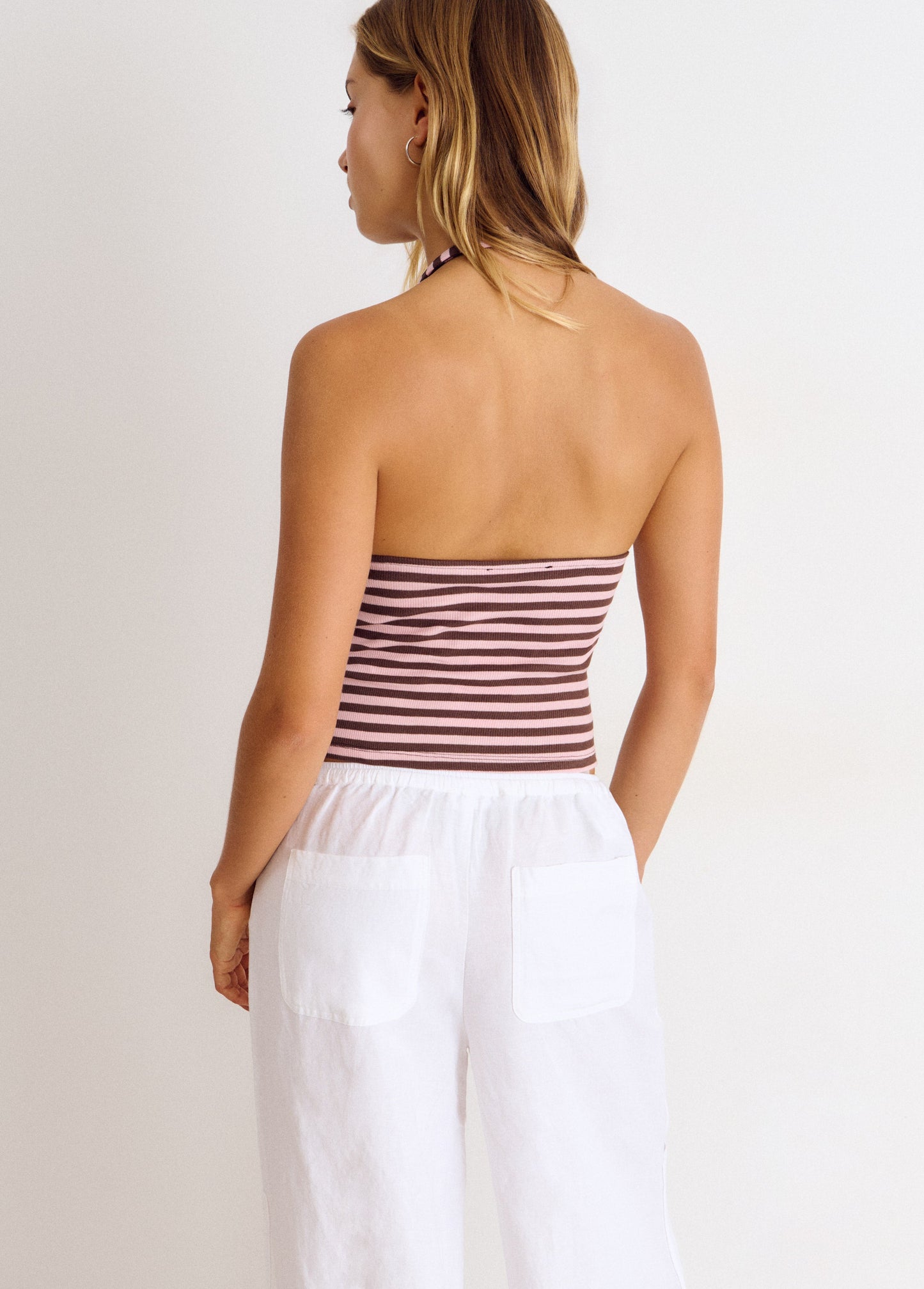 Top halter raya tejida
