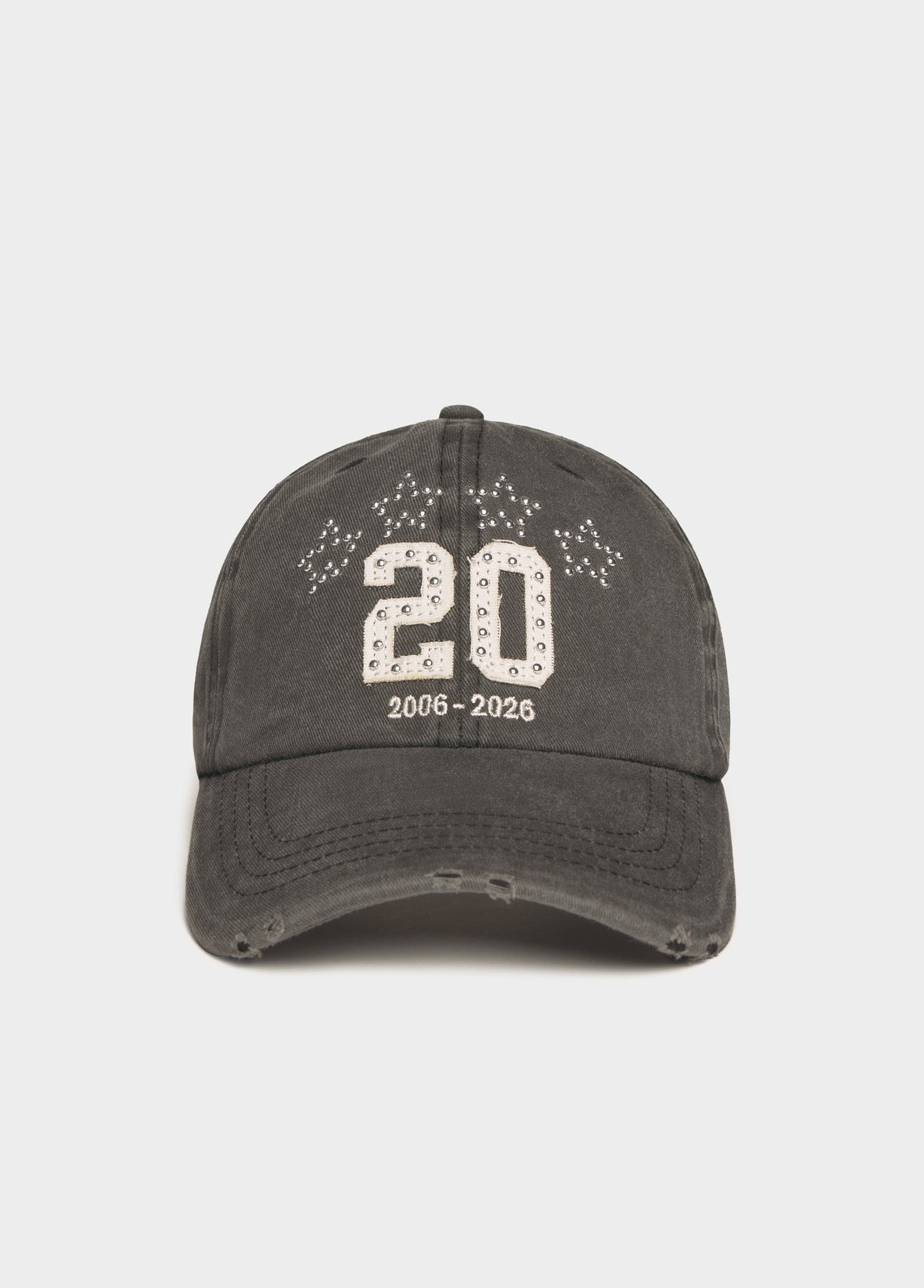 Gorra 20 aniversario tachas