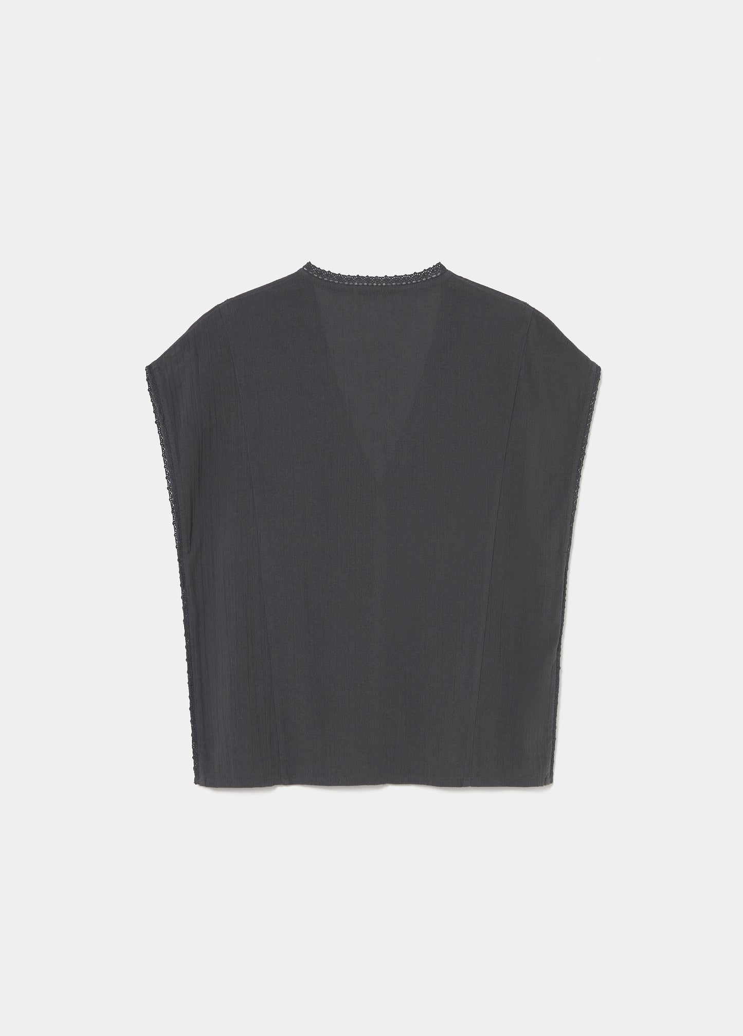 Blusa detalles lentejuelas
