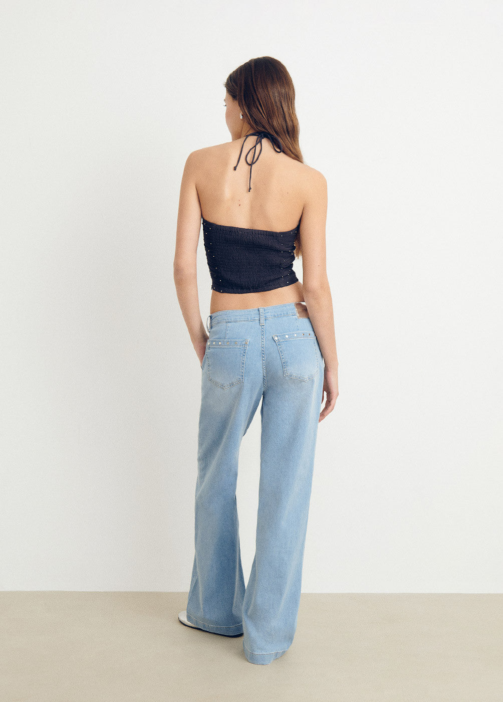 Top drapeado halter tachitas