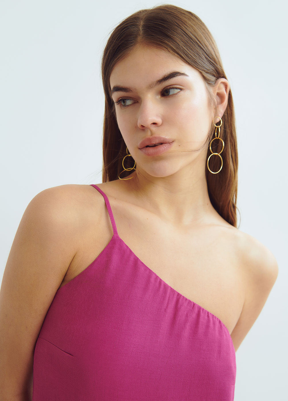 Vestido midi asimétrico liso