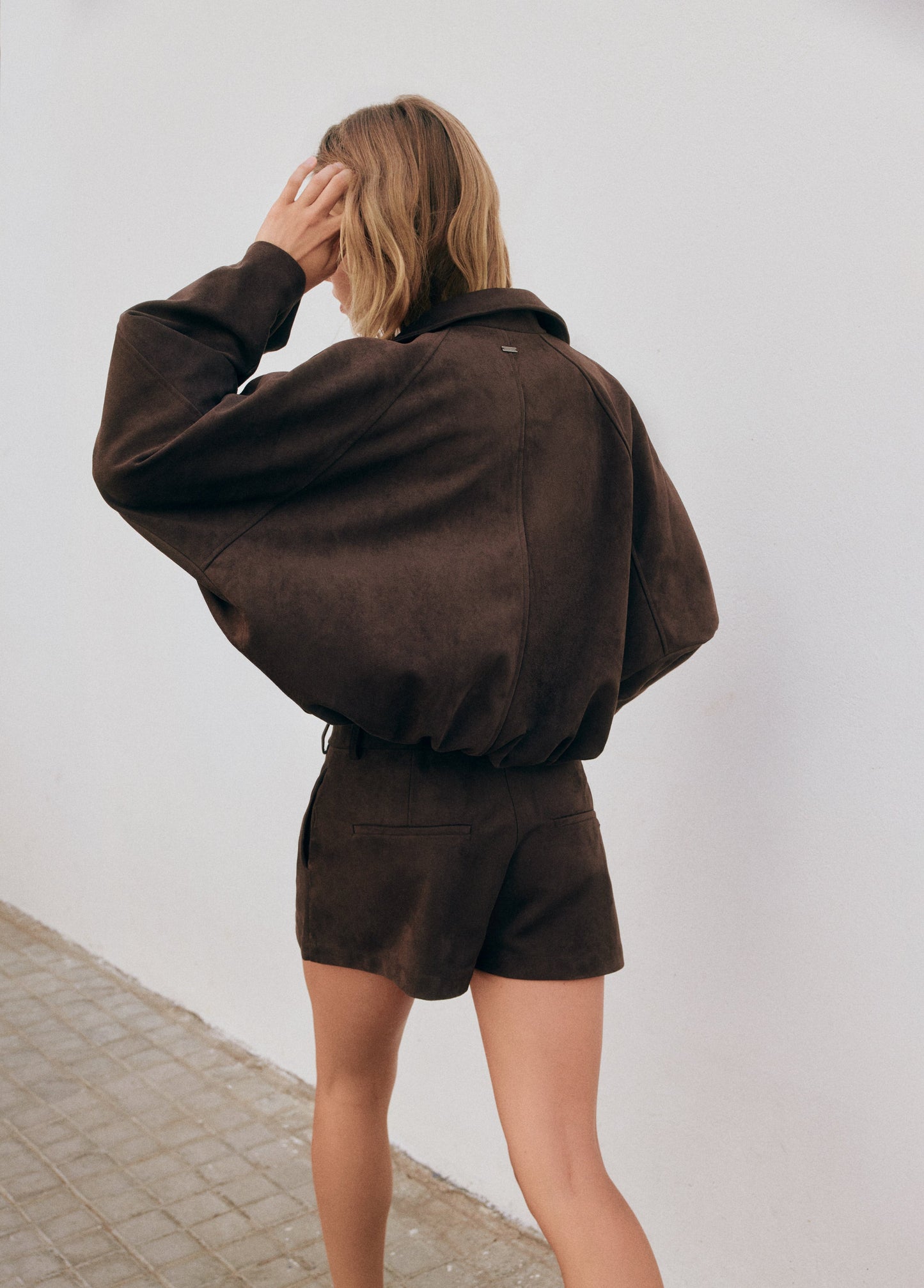 Short efecto ante pinzas