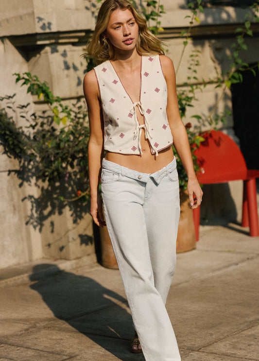 Chaleco bordado cenefa