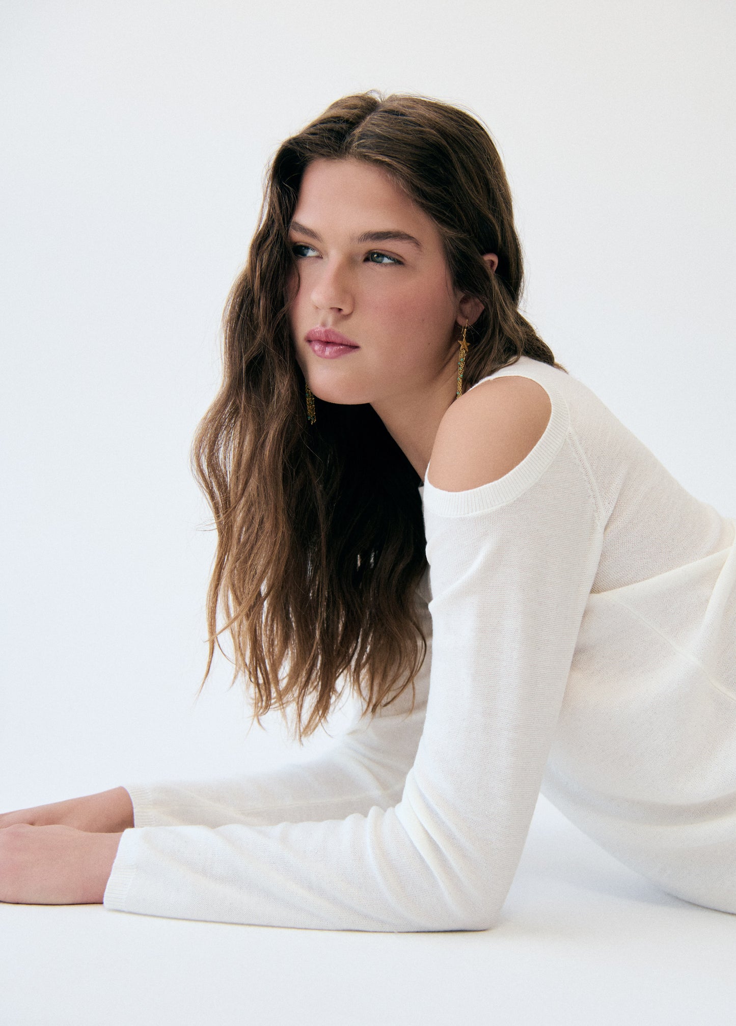 Jersey apertura hombros lentejuela