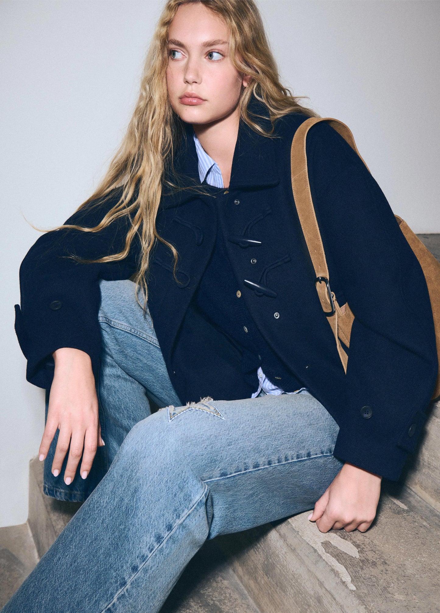 Abrigo corto alamares