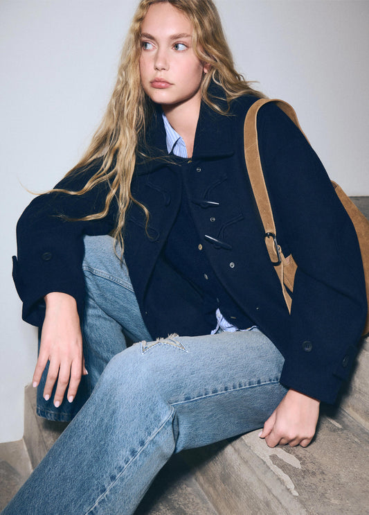 Abrigo corto alamares