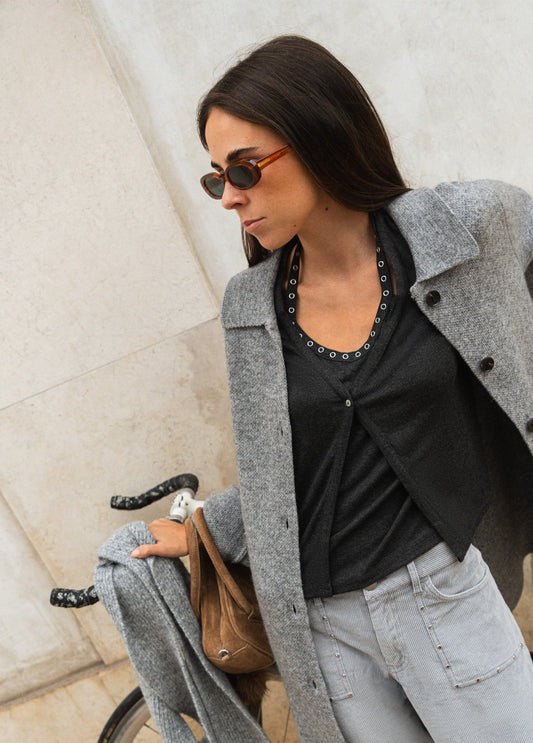 Pantalón pana culotte tachas