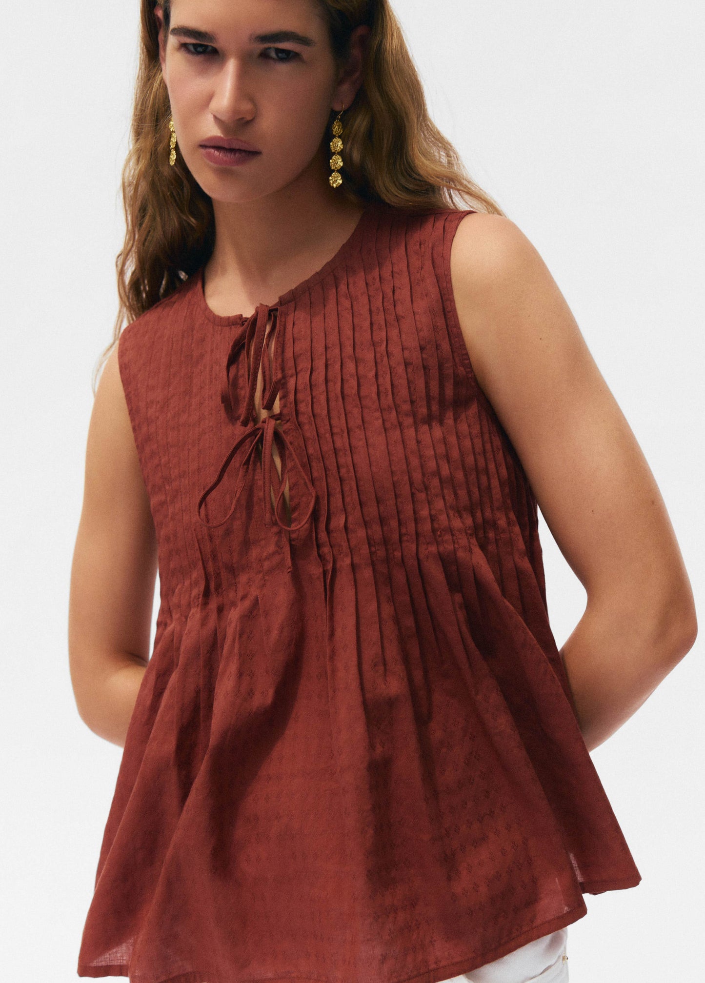 Blusa tirantes jaretas con lazos