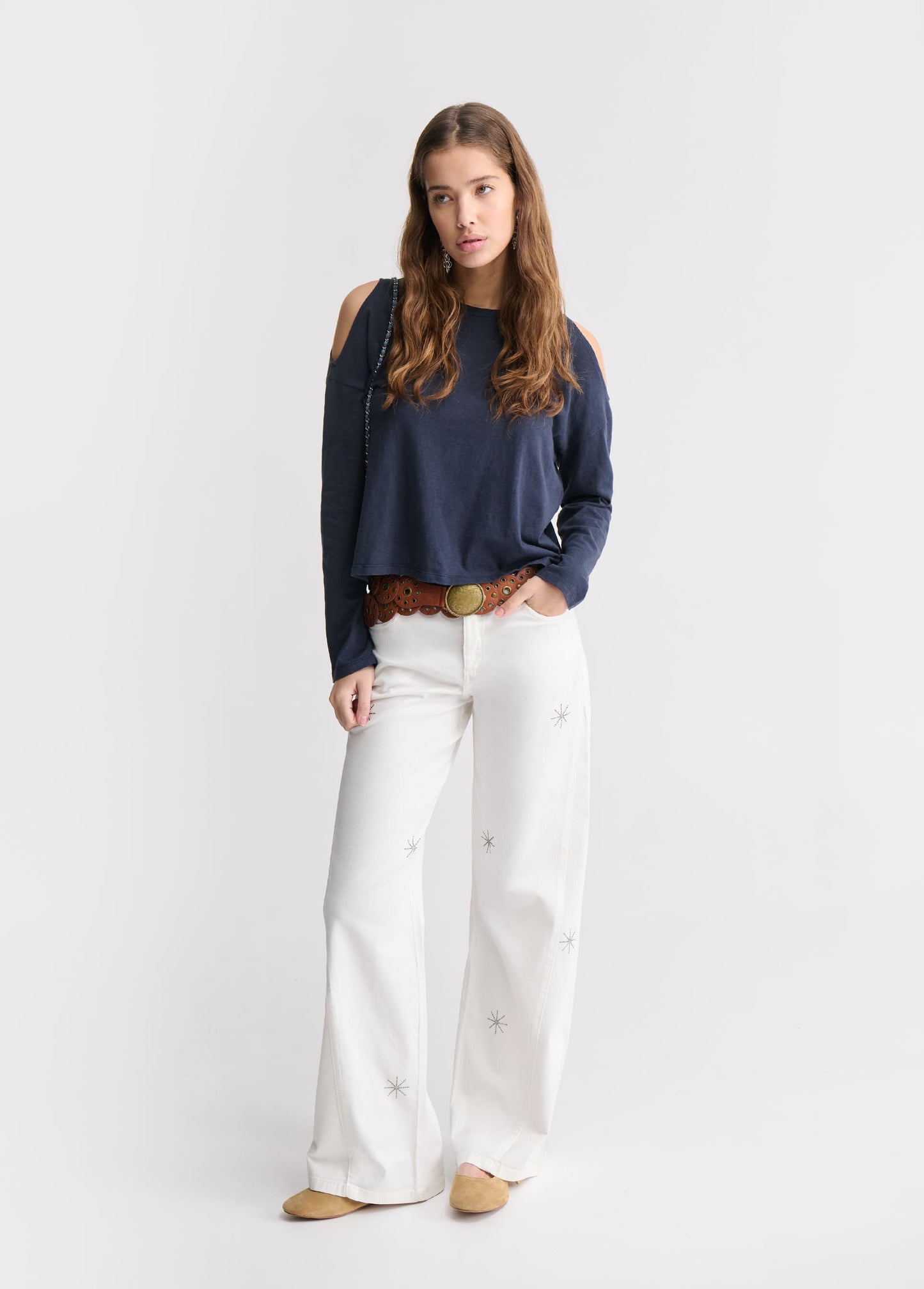 Pantalón estrellas tachas