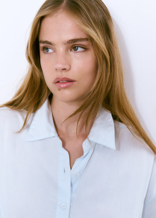 Camisa básica lisa