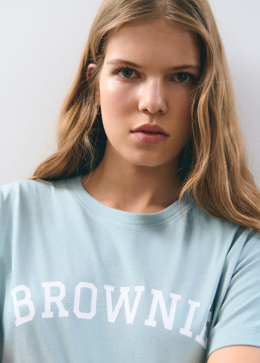 Camiseta lavada texto brownie