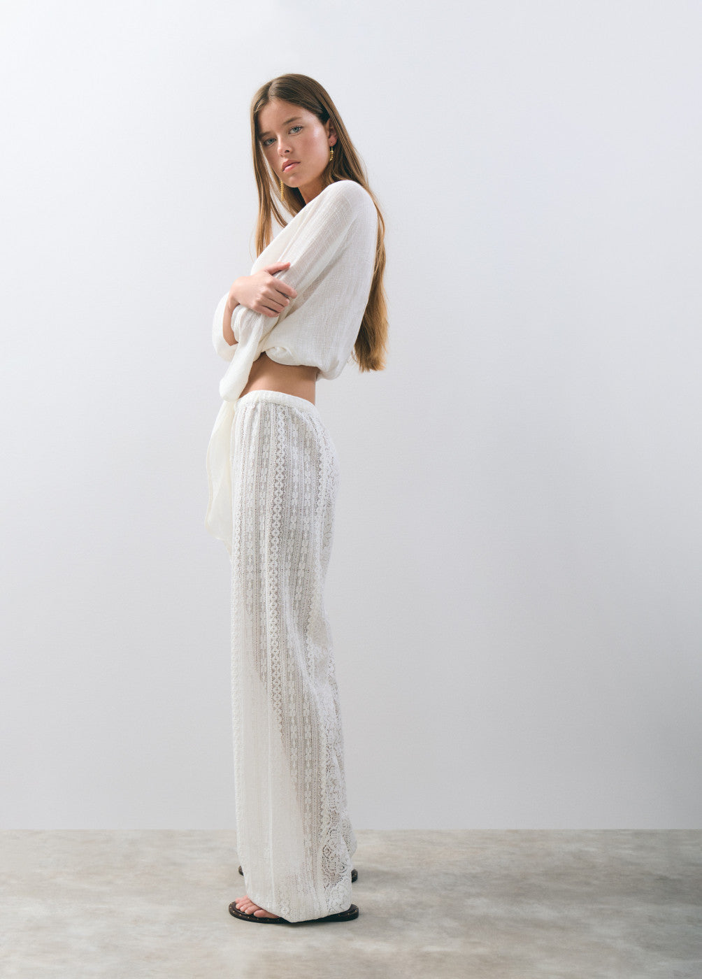 Pantalón tipo crochet