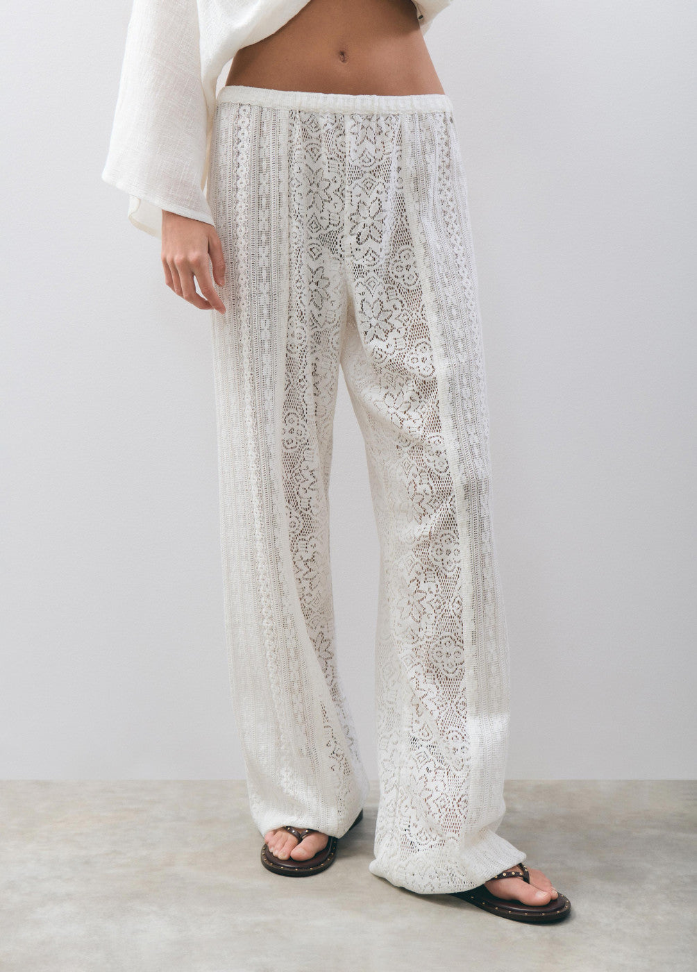 Pantalón tipo crochet