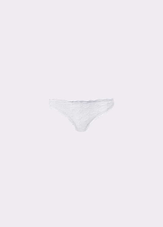 Braguita blanco bordado suizo
