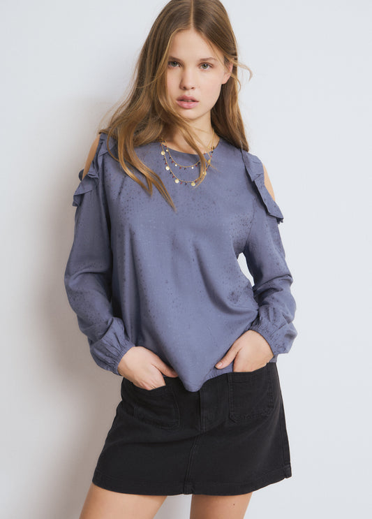 Blusa cut out volantes