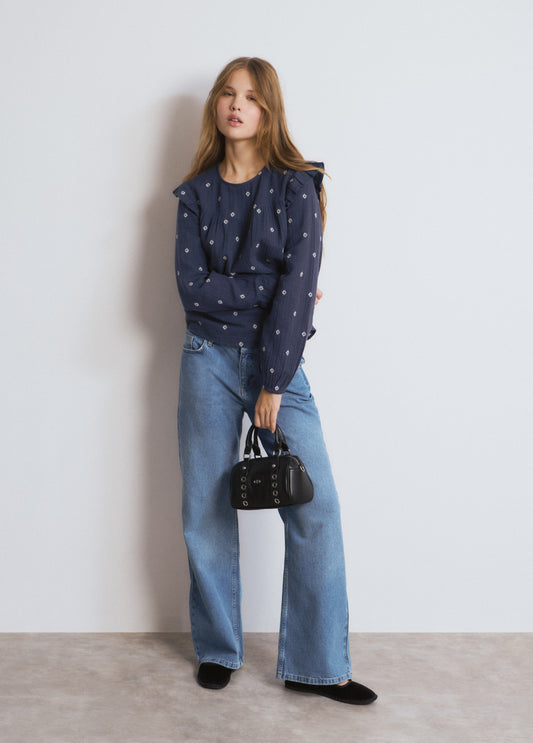 Blusa dobletela bordados