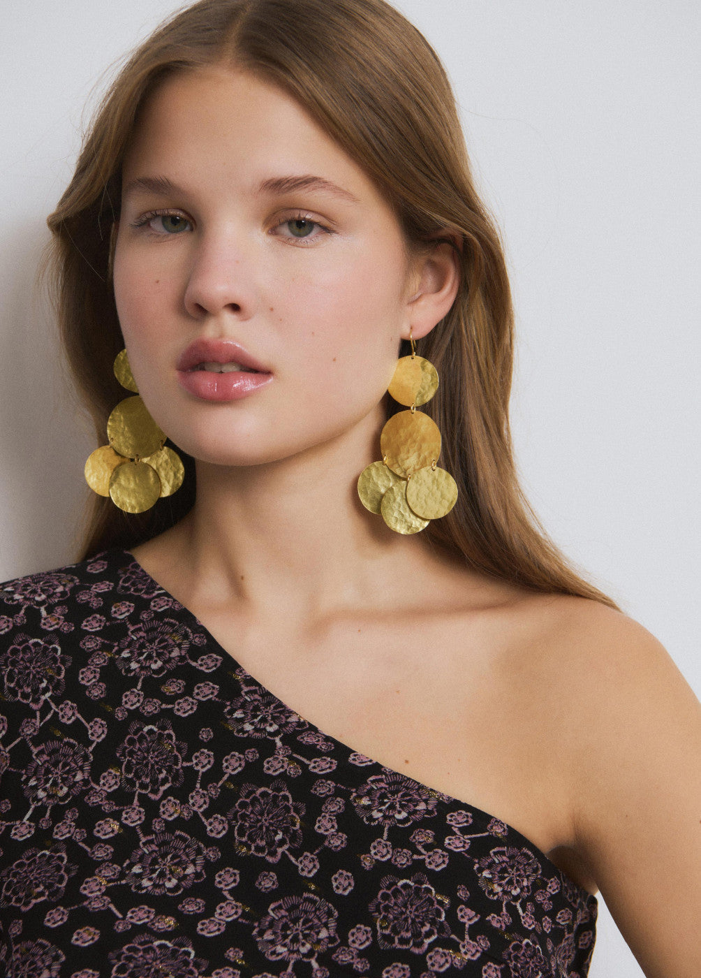 Pendiente monedas grandes