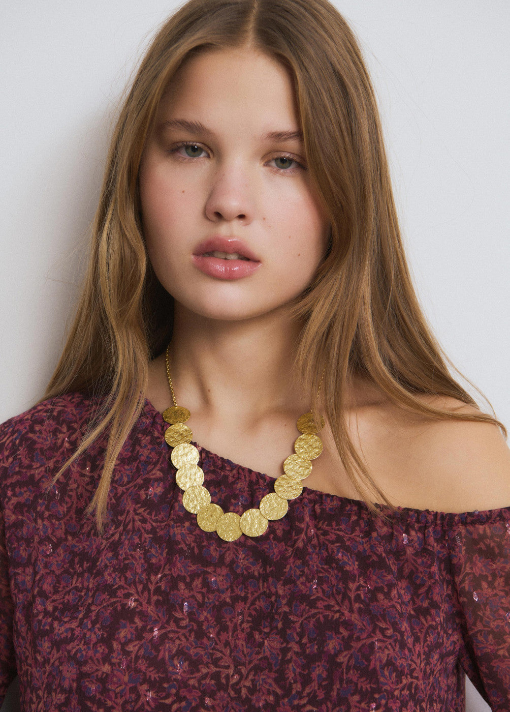 Collar monedas grandes