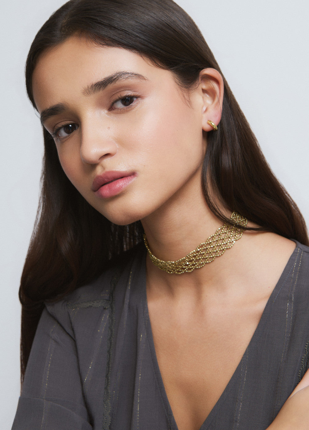 Chocker mesh beads
