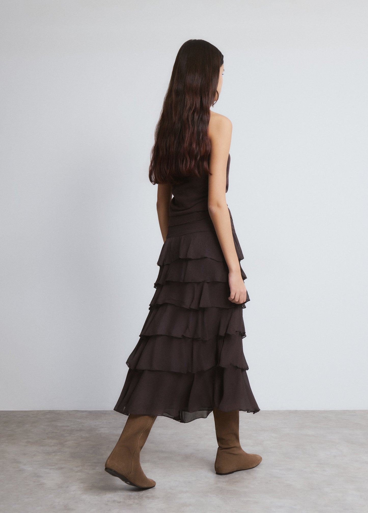 Falda midi volantes