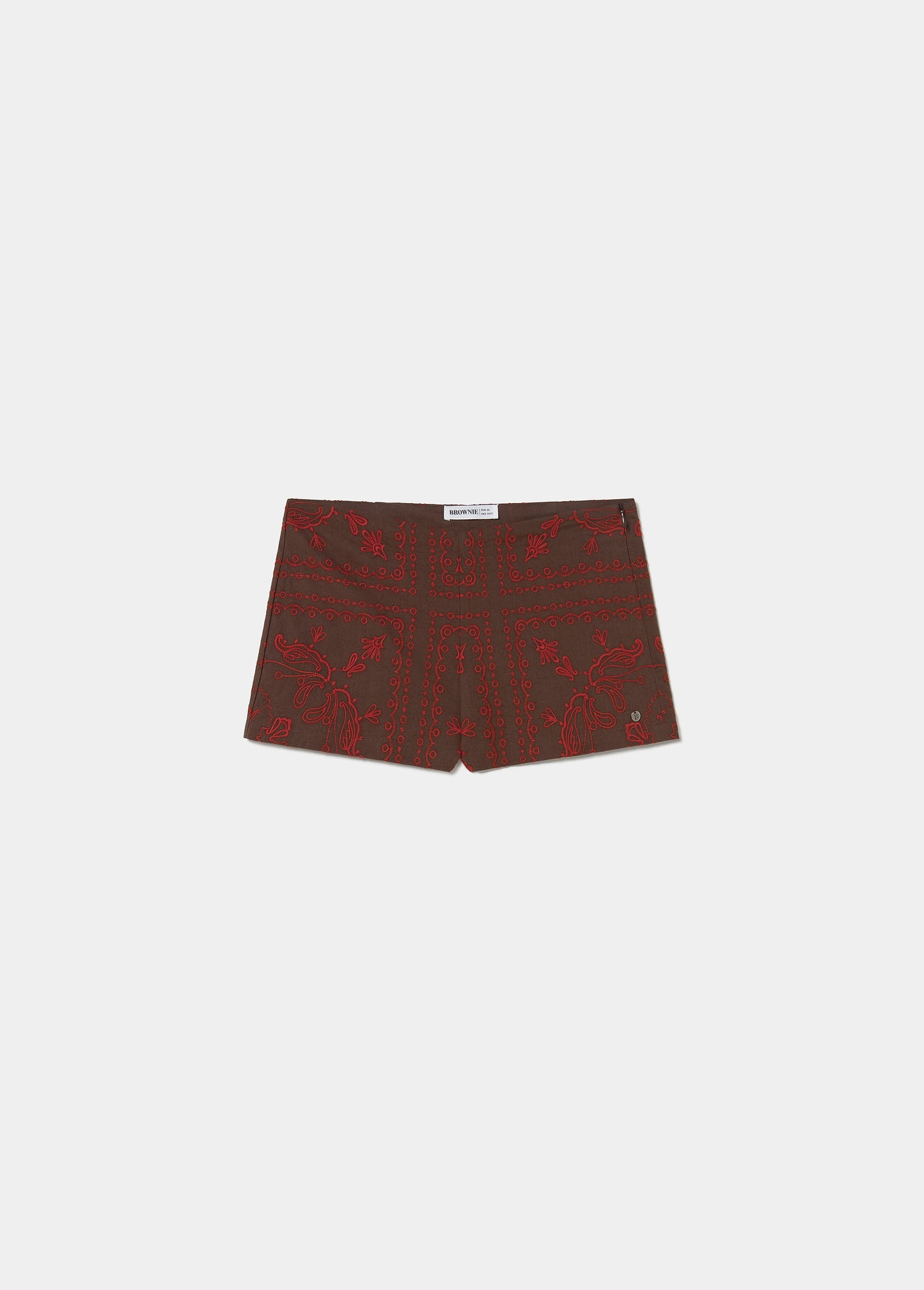 Short bordado contraste