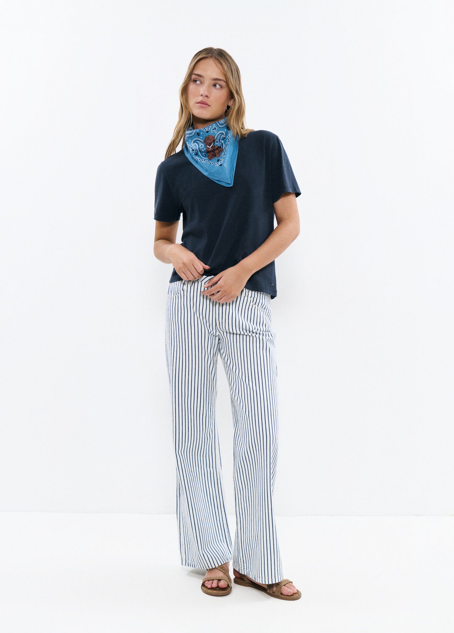 Pañuelo estampado perrito