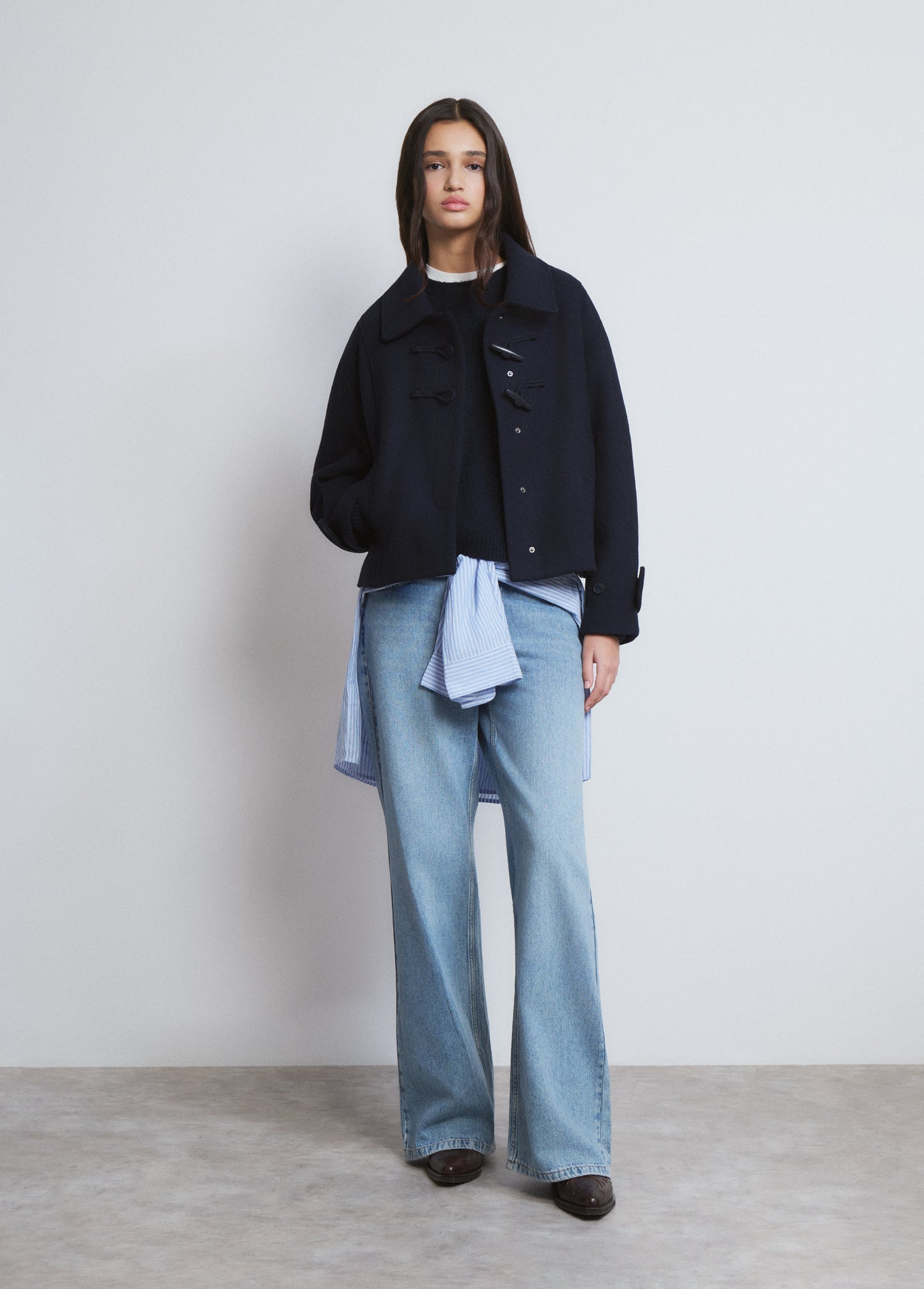 Abrigo corto alamares