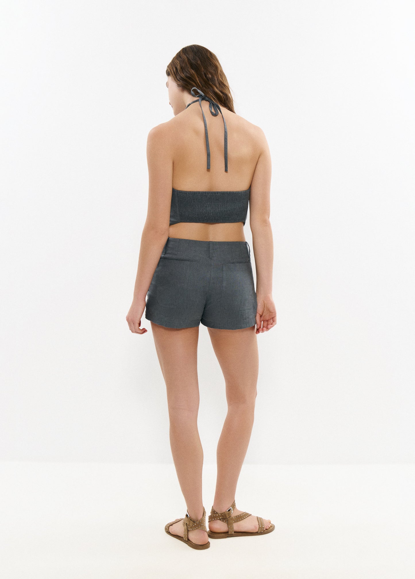 Short tachas lino