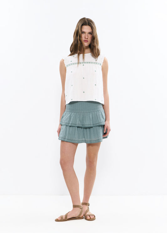 Blusa dobetela bordados