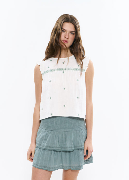 Blusa dobetela bordados