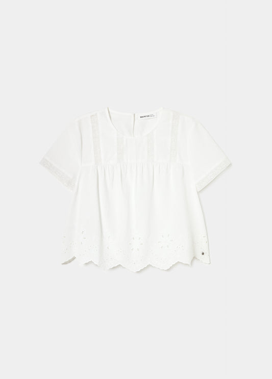 Blusa detalle laces