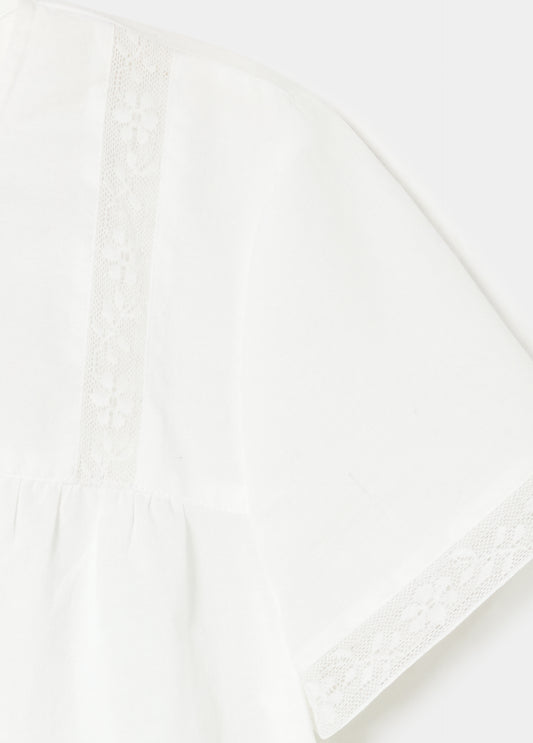 Blusa detalle laces