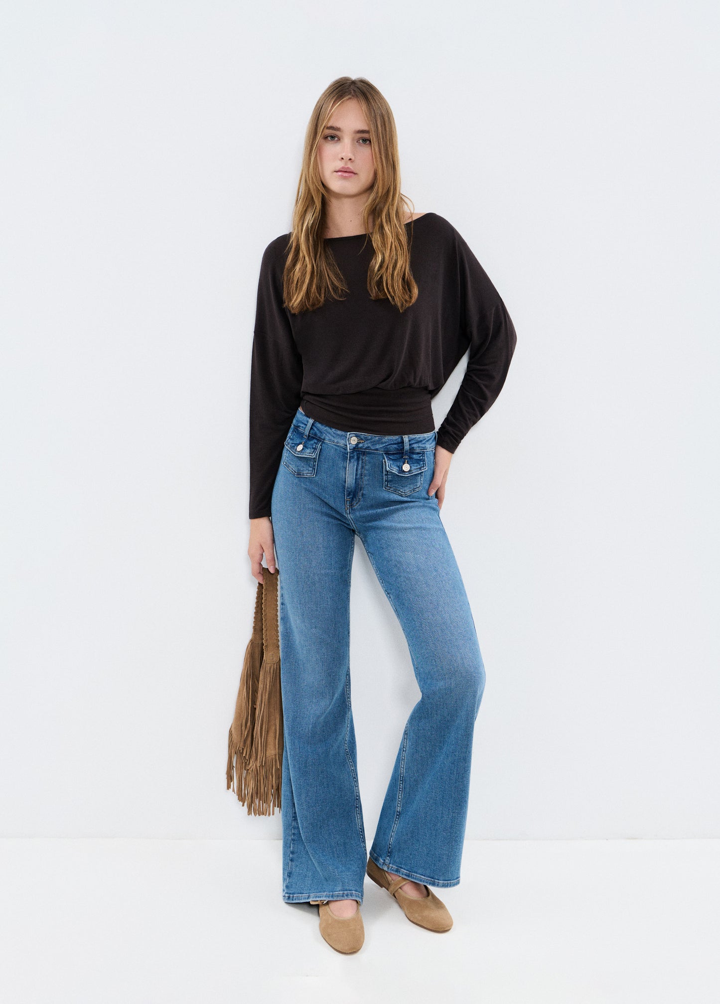Jeans campana bolsillos frontales azul medio