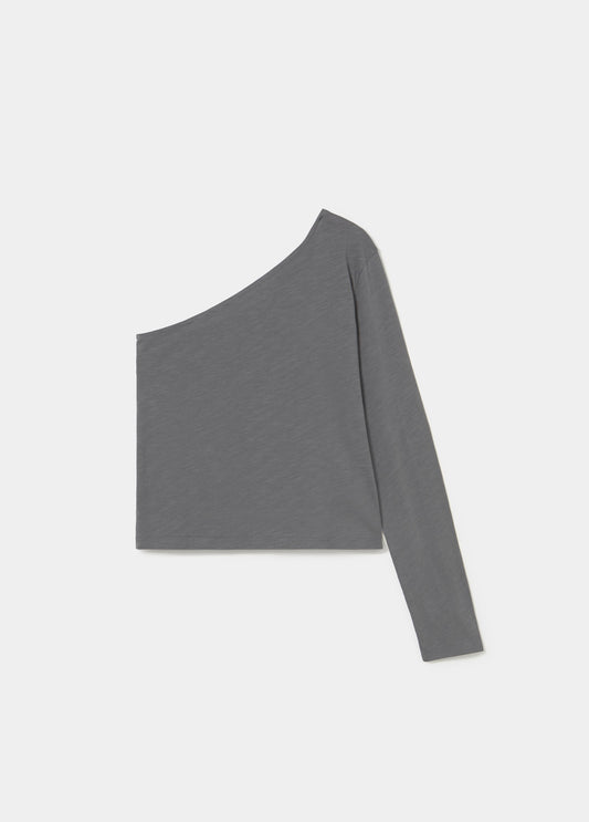 Camiseta asimétrica bordado estrella