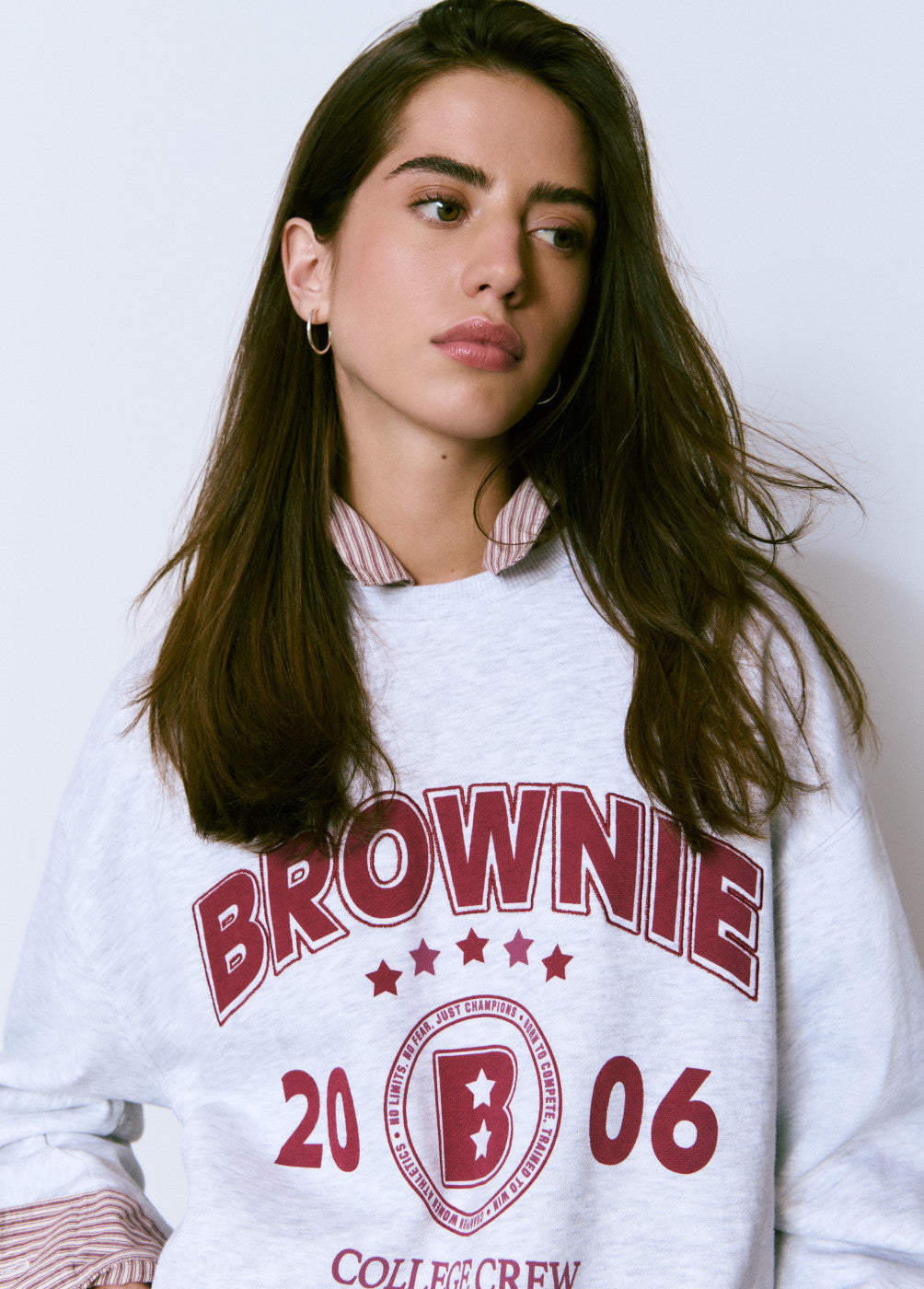 Sudadera vigore bordada