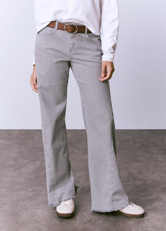 Pantalón rayas pieza lateral