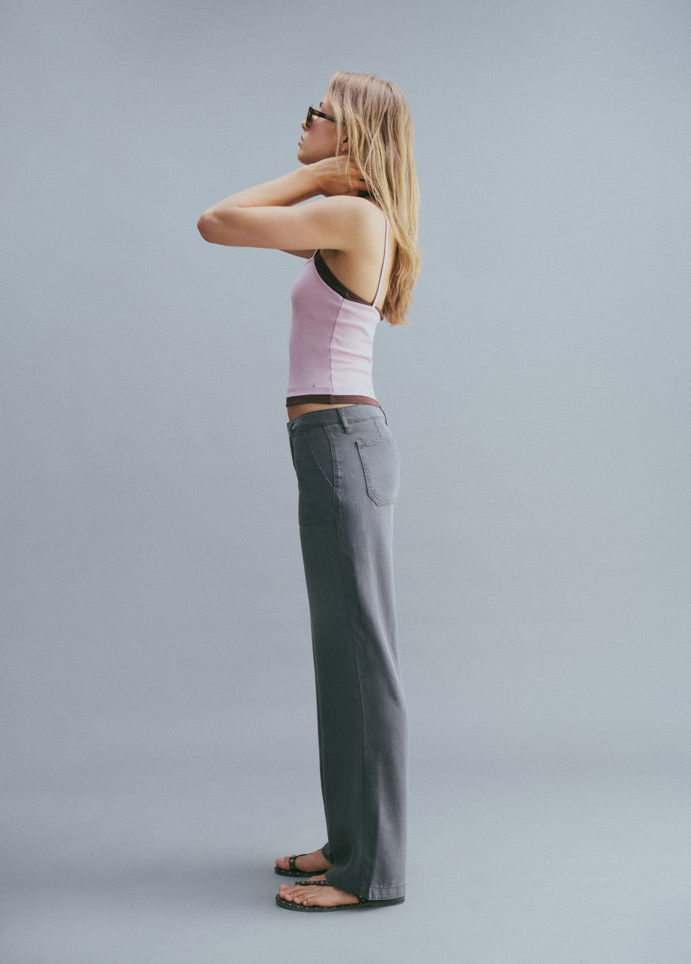 Pantalon bolsillo parche fluido