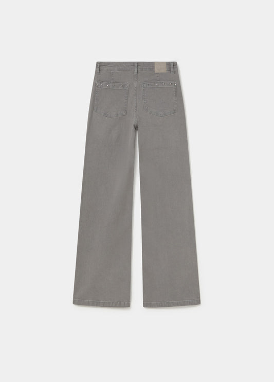 Jeans culotte tachas