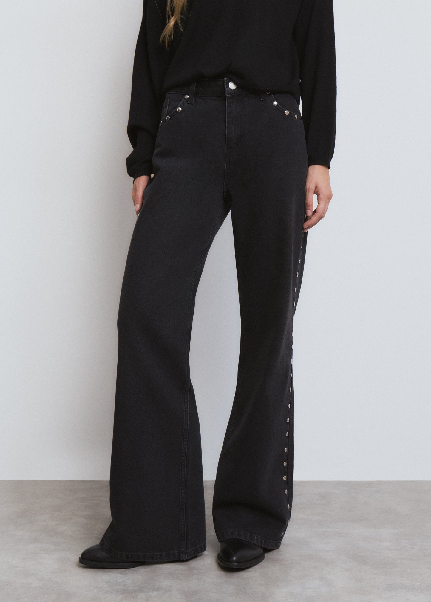 Jeans tachas estrellas