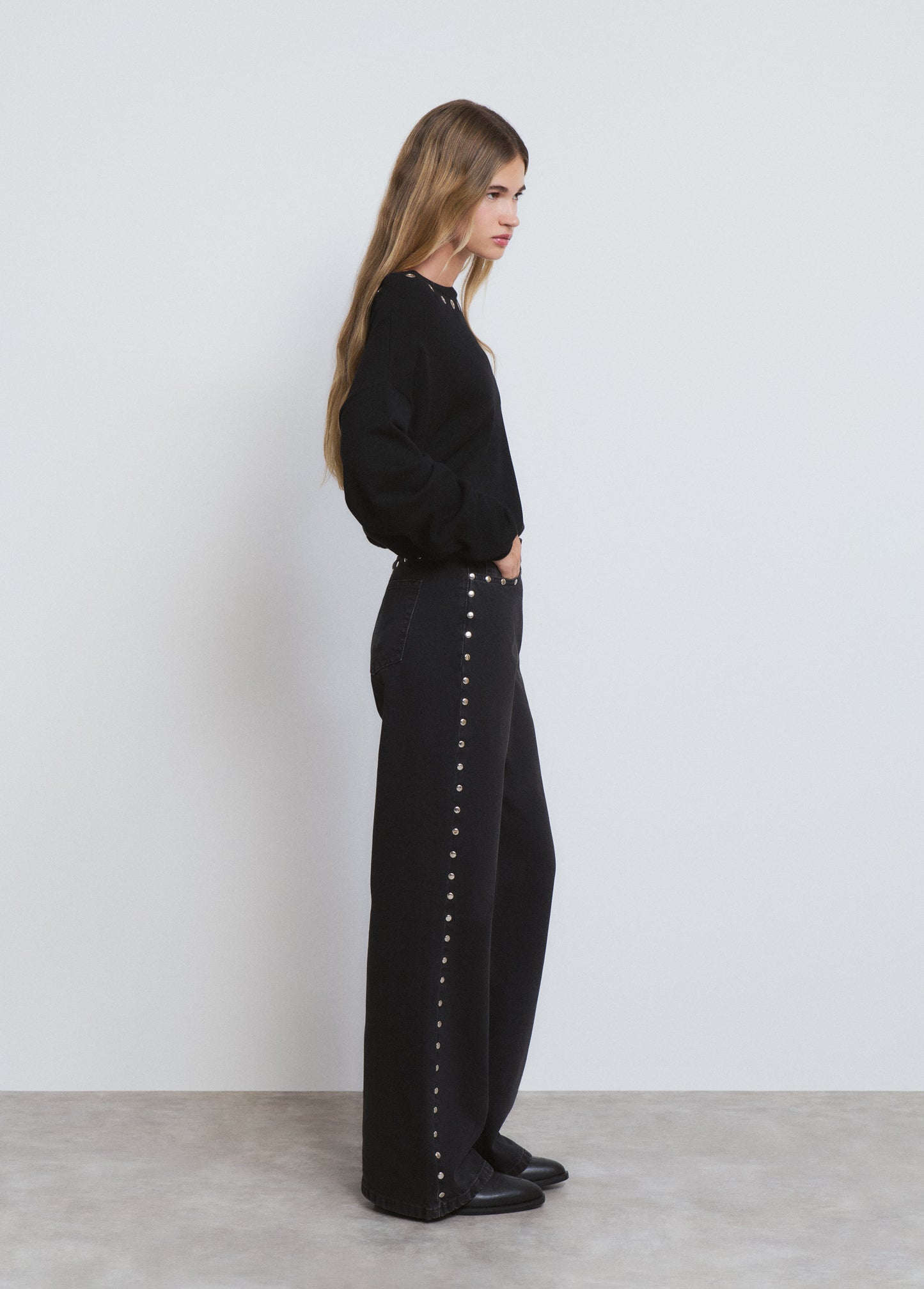 Jeans tachas estrellas