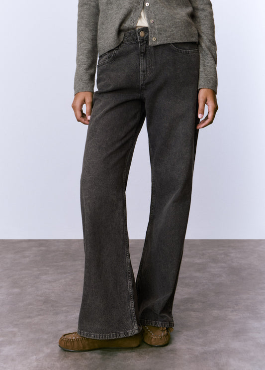 Jeans básico bolsillos