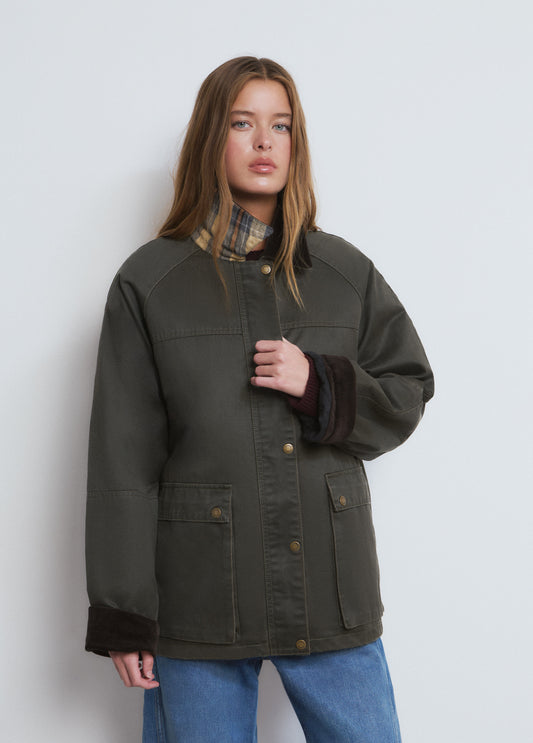 Chaqueta encerada con chaleco borrego