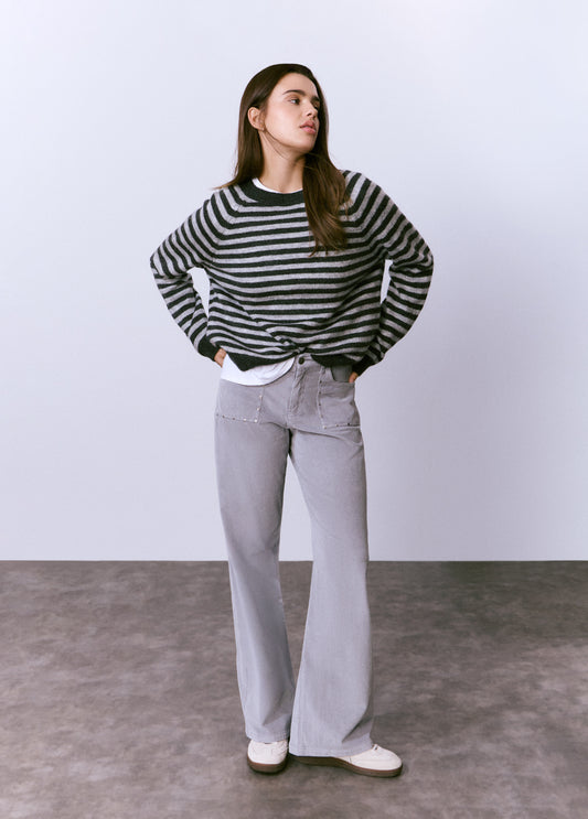 Pantalón pana culotte tachas