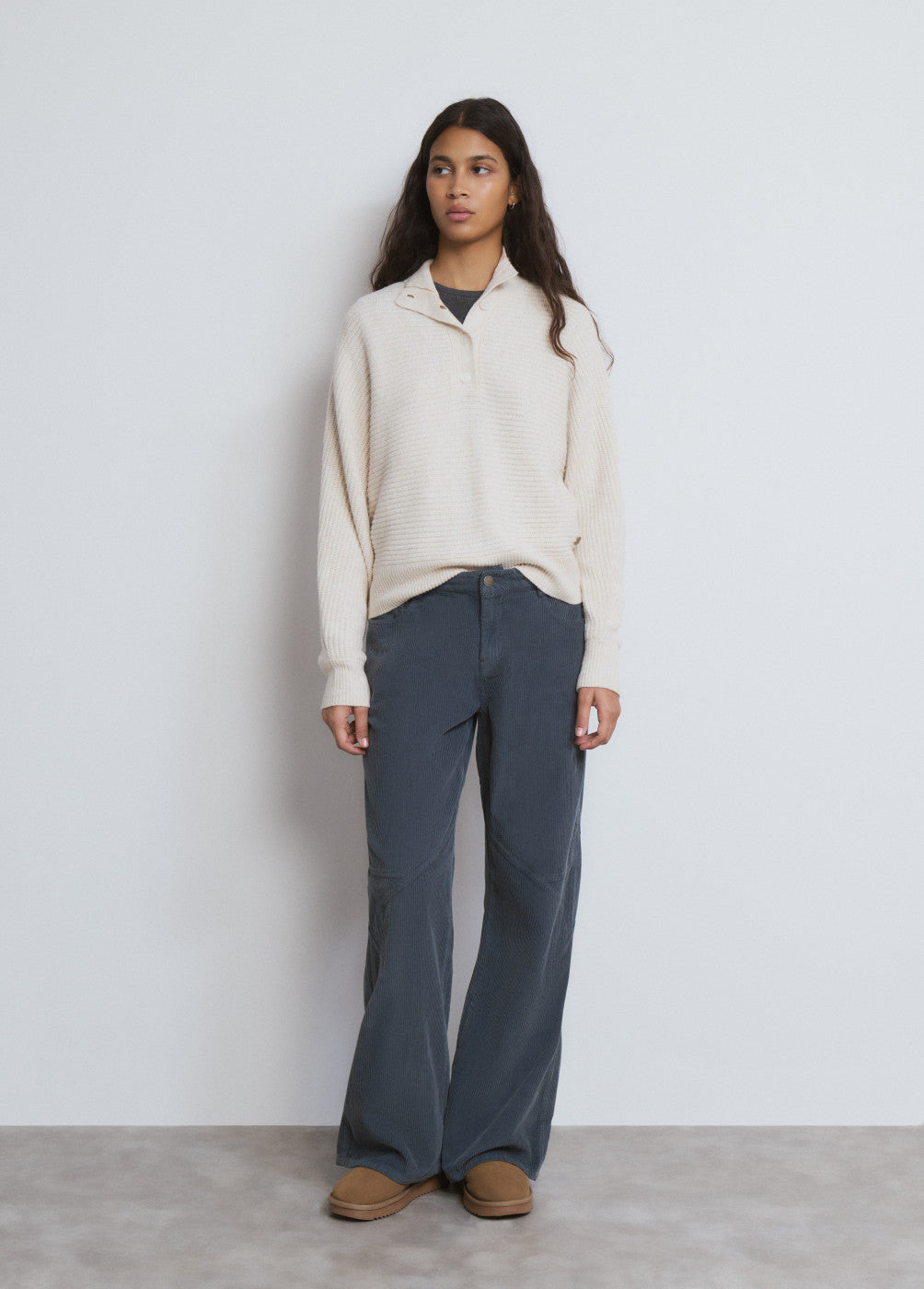 Pantalón pana estrella lateral