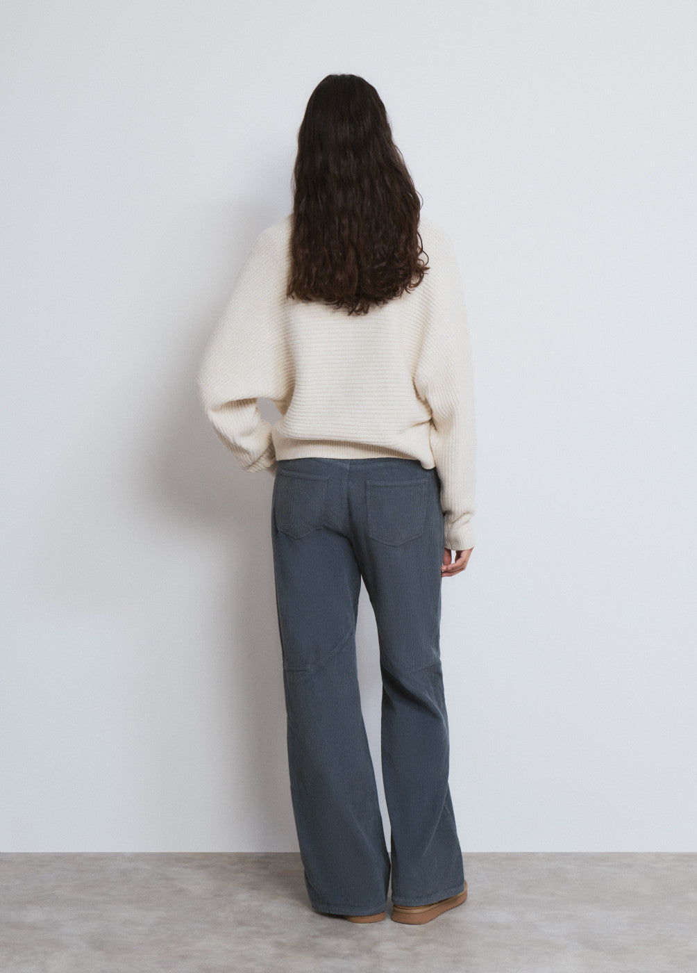 Pantalón pana estrella lateral