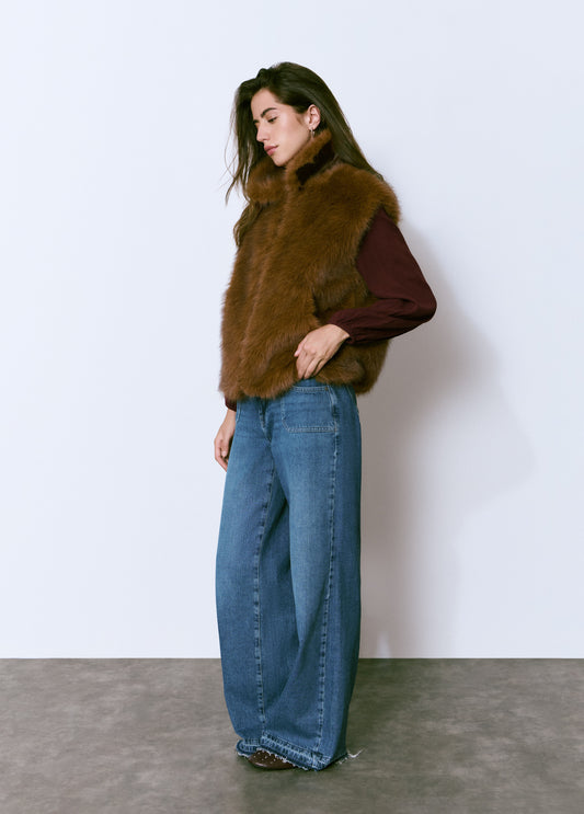 Chaleco efecto pelo con cremallera