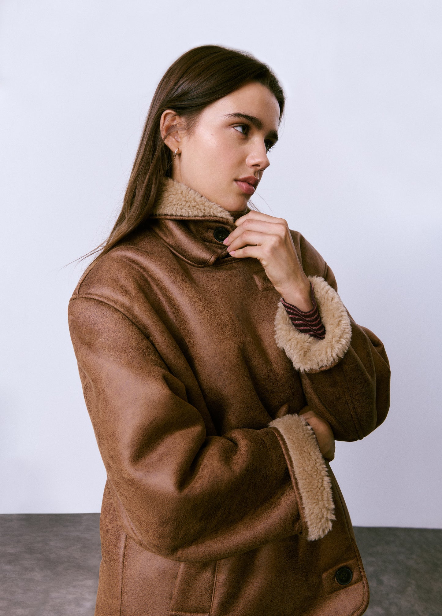 Abrigo doble faz efecto piel